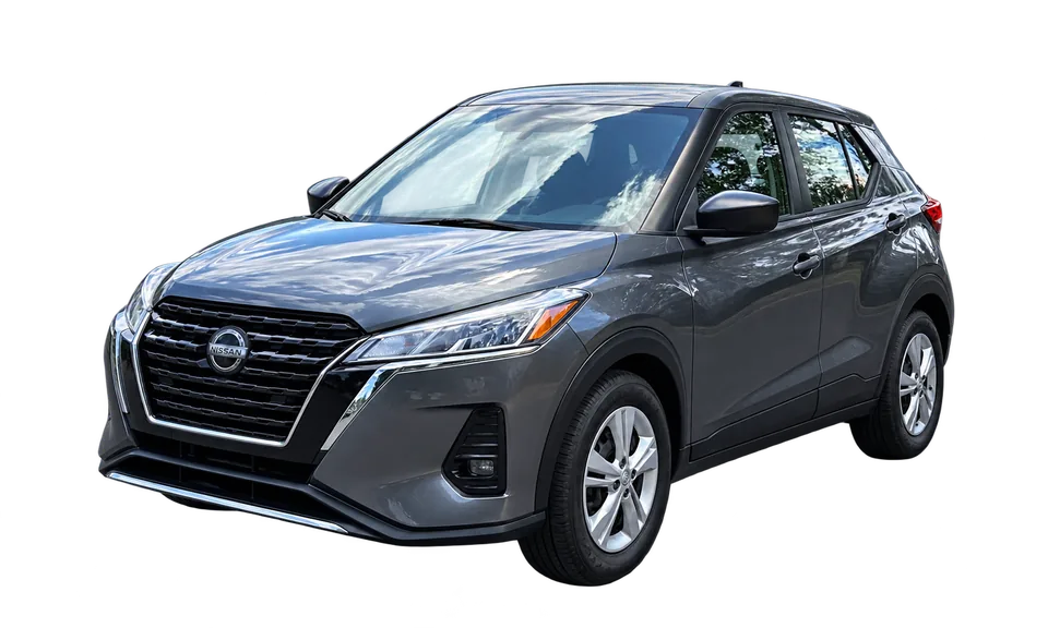 Nissan Kicks cutout cover